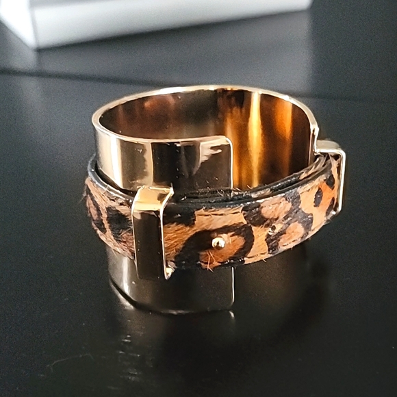 ZARA Gold and Brown Leopard Print Women's Bracelet - Picture 5 of 14